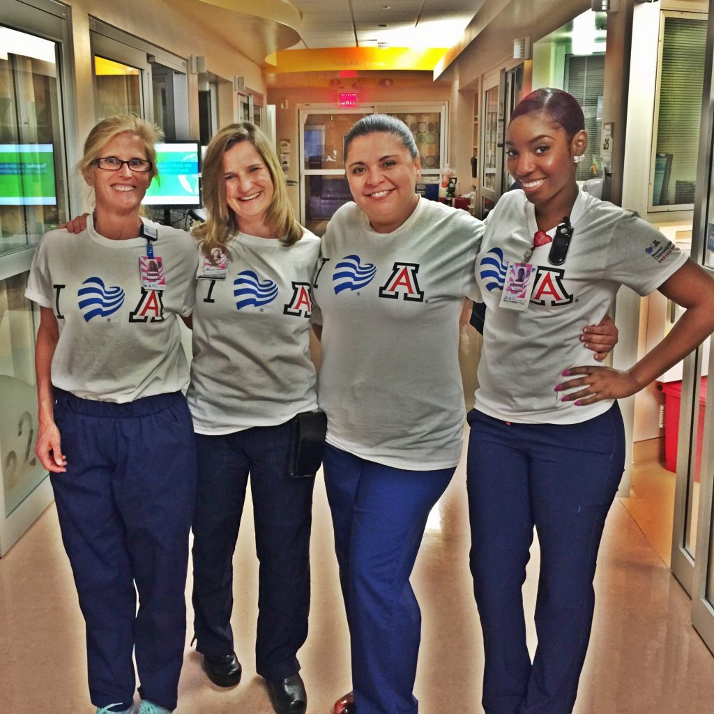 BrittneyTaylor with fellow NICU nurses